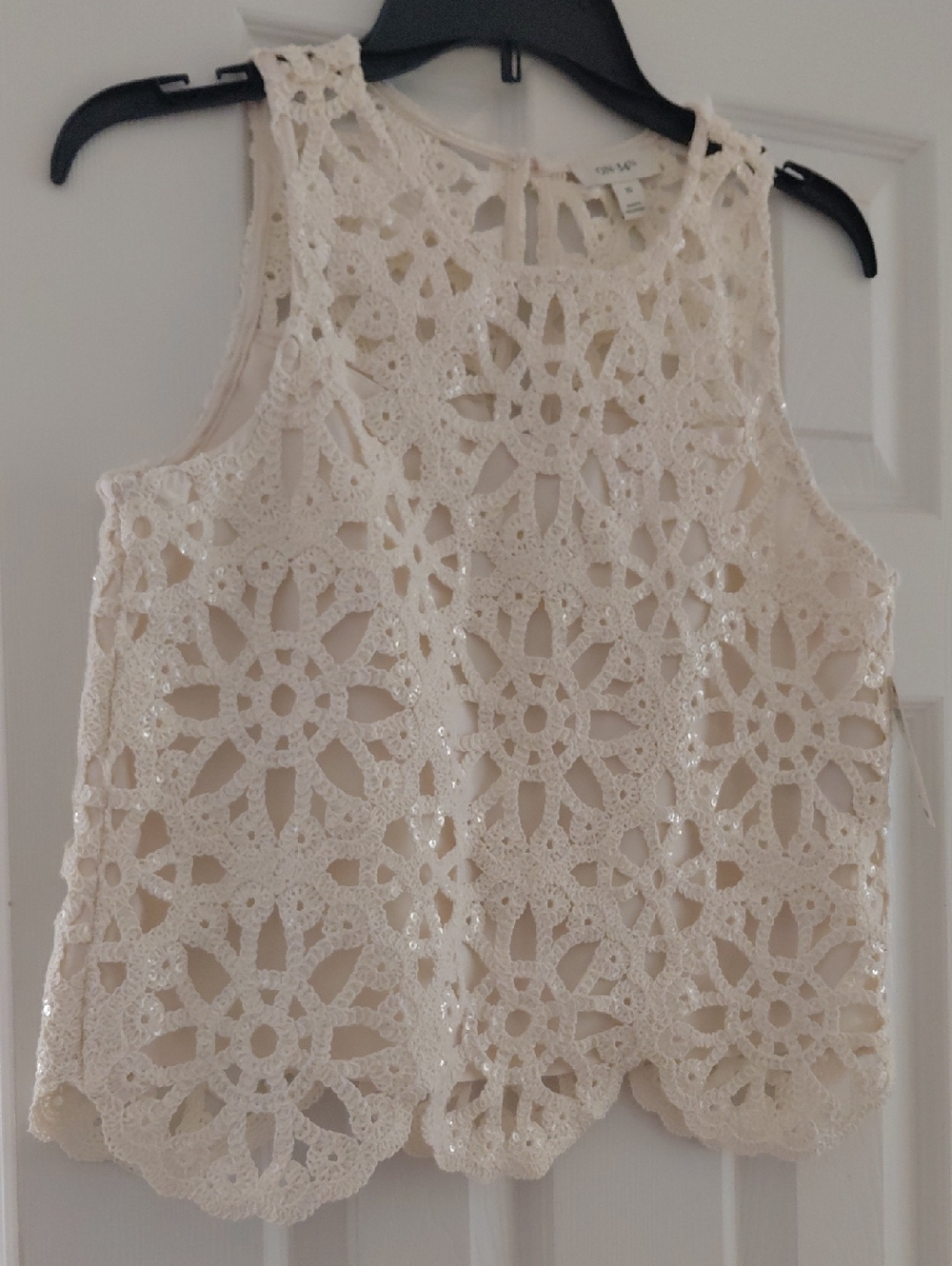 Sleeveless Crochet Lace Blouse - Ivory